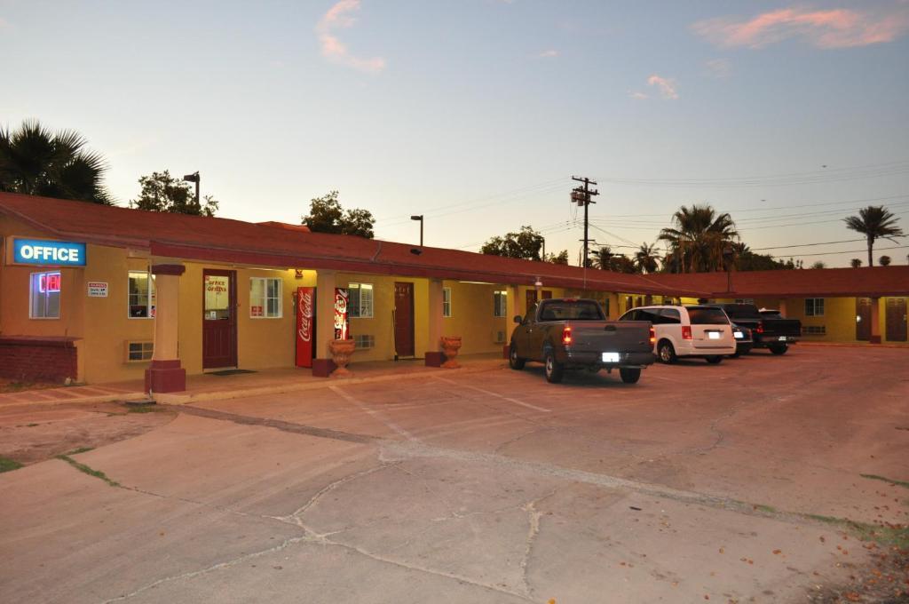 California Suites Motel Calexico Exterior photo